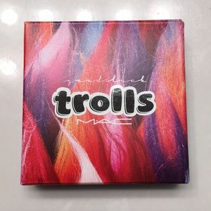 💜Mac Cosmetics Trolls Collection💙